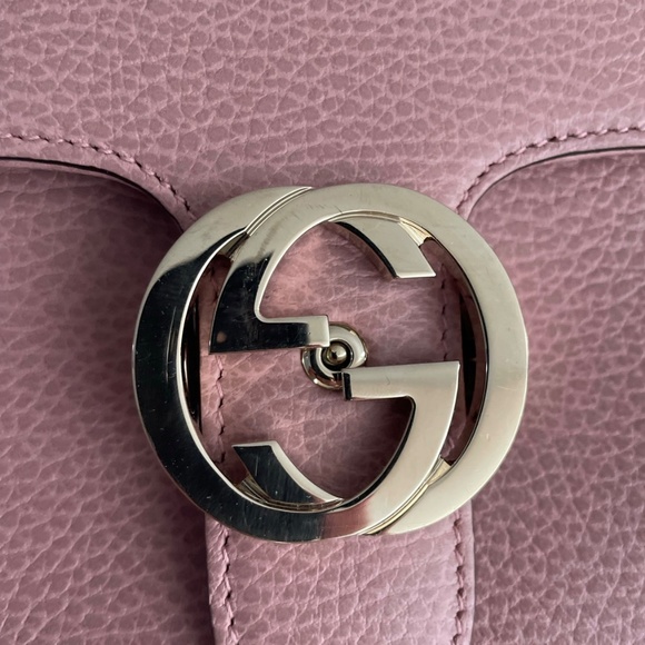 Authentic Gucci Dollar Calfskin medium Interlocking G Shoulder bag - Picture 2 of 9